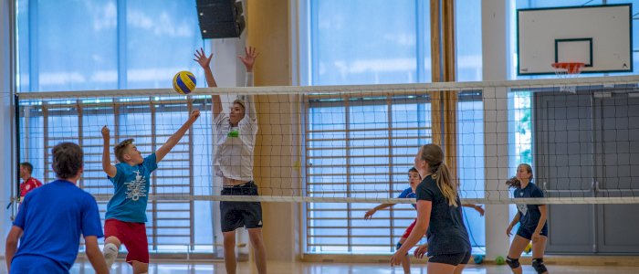 VOLLEYBALLSKOLE UKE 33