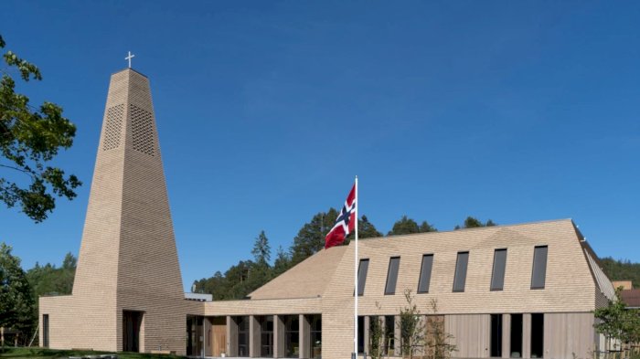 Bedriftsbesøk til Vennesla kirke – et hus for alle (GRATIS)