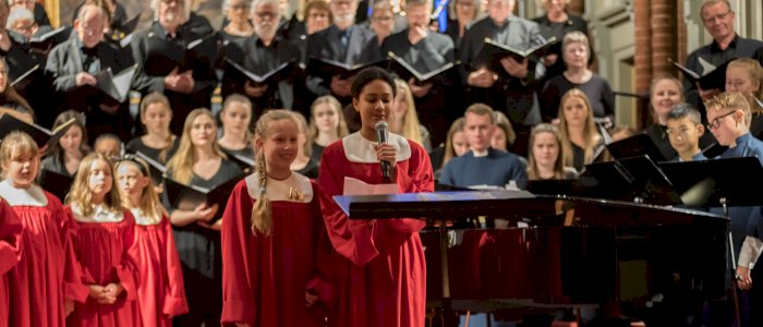Konsert: Te Deum Laudamus! / Colours of Christmas
