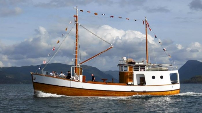 Sjøkart nr. 19 går på land under Kanaldagane