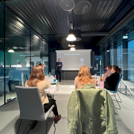 Trygg og tydelig – et dagskurs i formidling utenom det vanlige