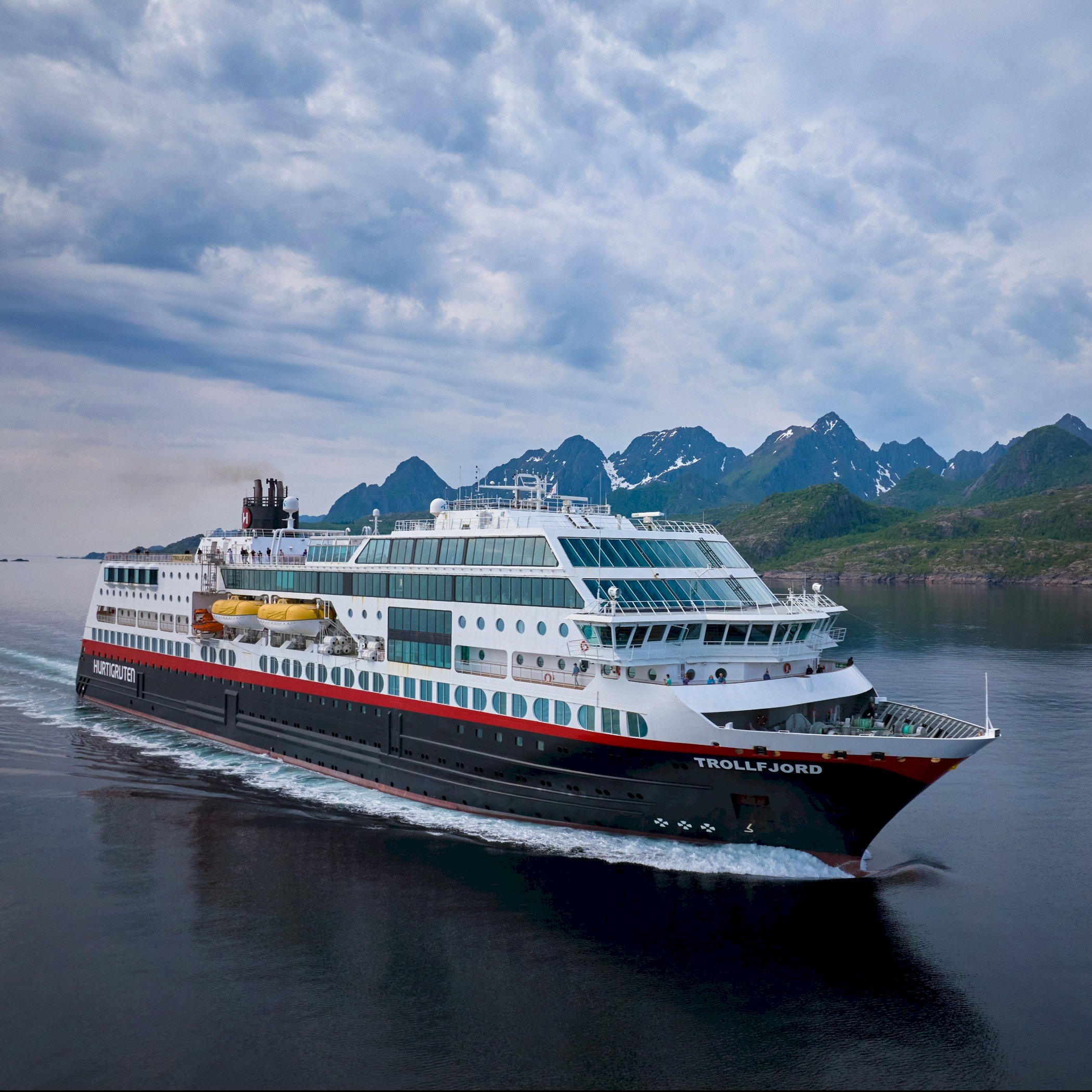 Aftenposten og Hurtigruten inviterer til presentasjon og omvisning om bord på MS Trollfjord