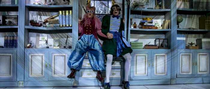 Showbox åpningsforestilling: Torn og Rose i Eventyrland