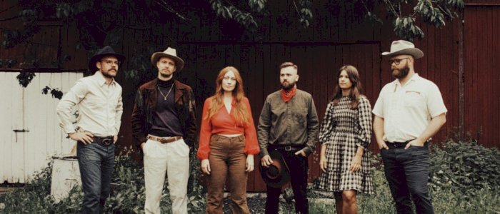 Ruby Red & The Moonshine Brothers på Cafe Generalen