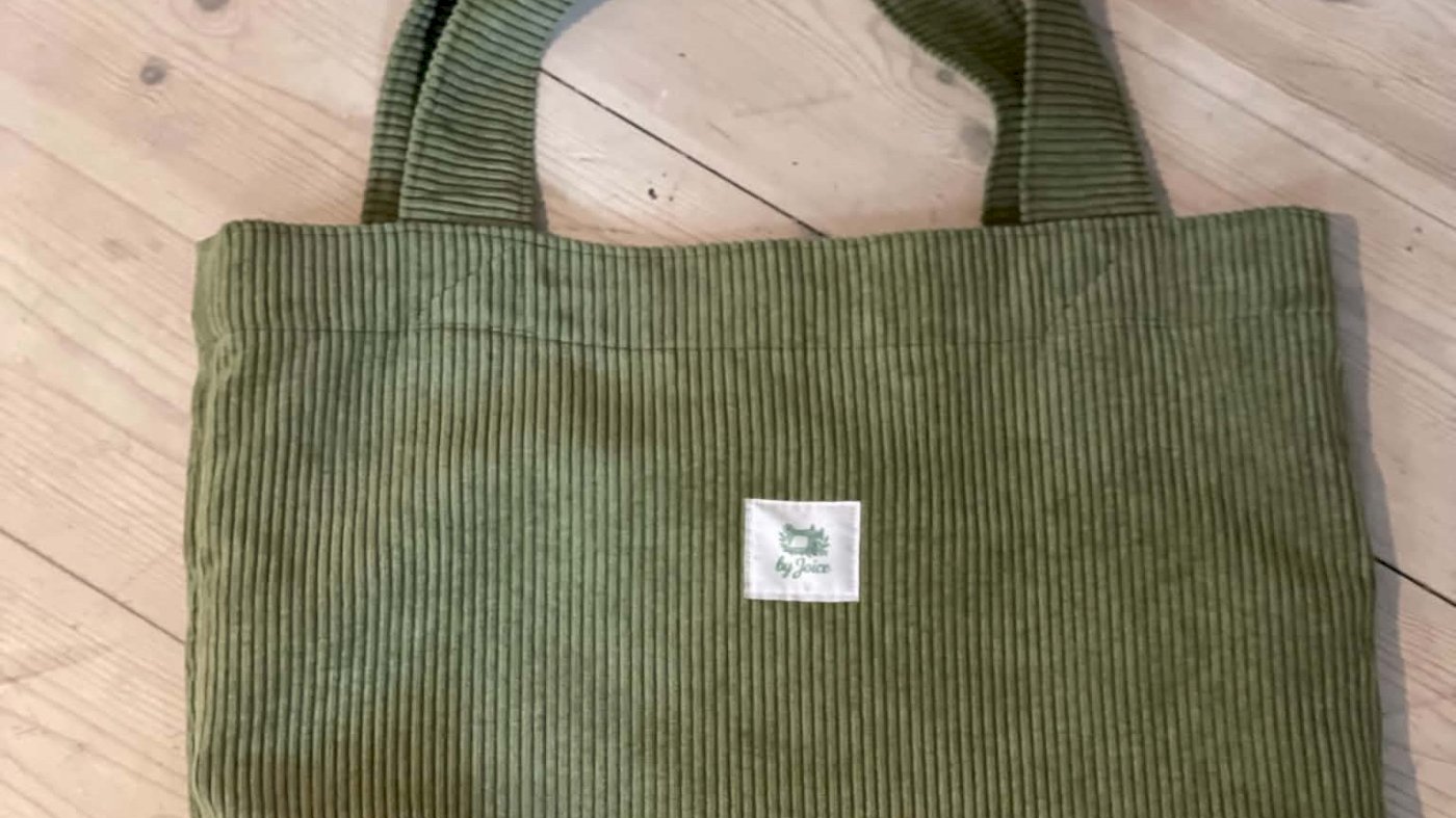 Sy: ribbet totebag