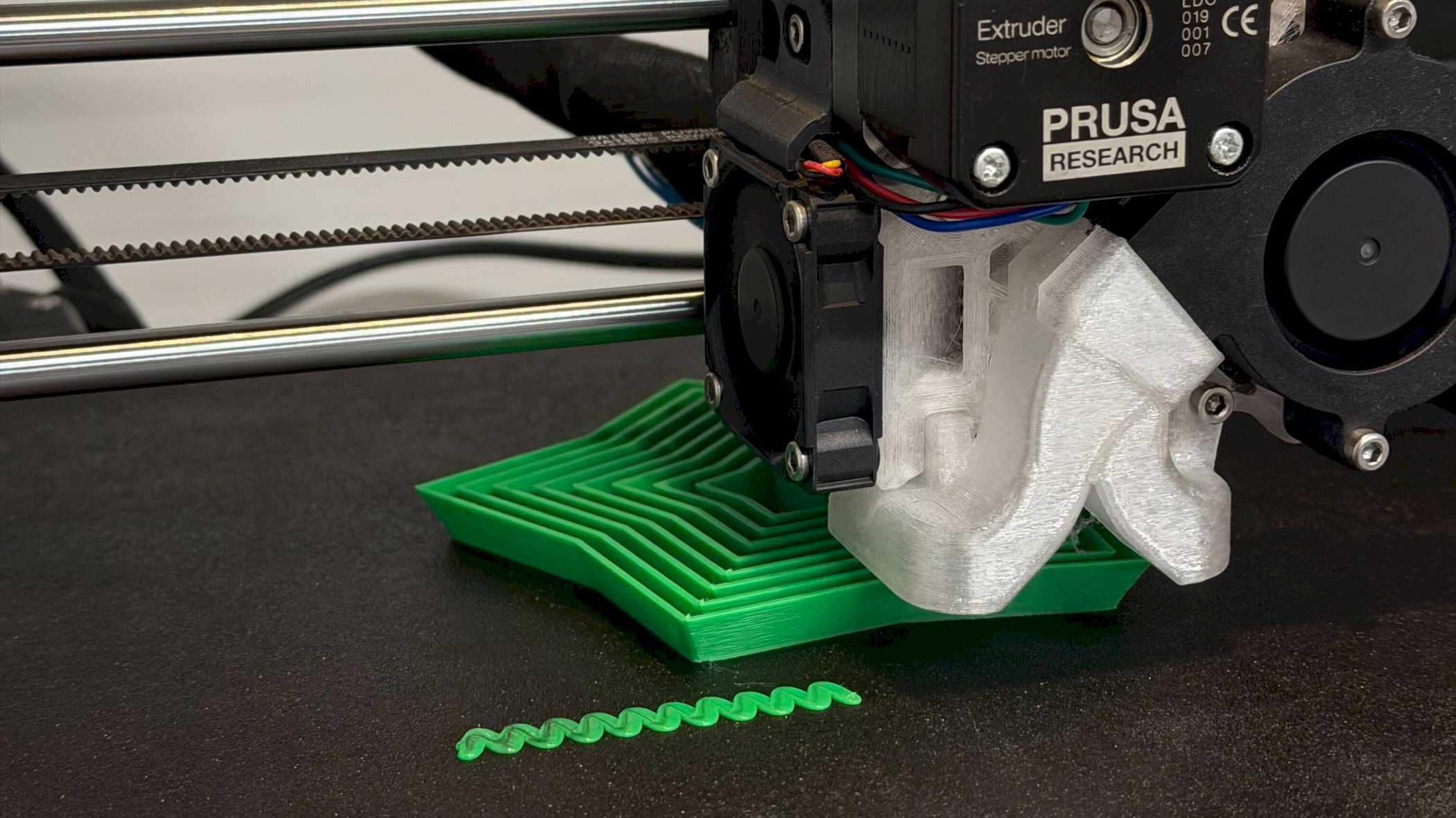 3D print, introduction course [14 days of membership included for private, non-commercial use*]