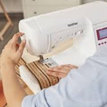 Bli ven med symaskinen