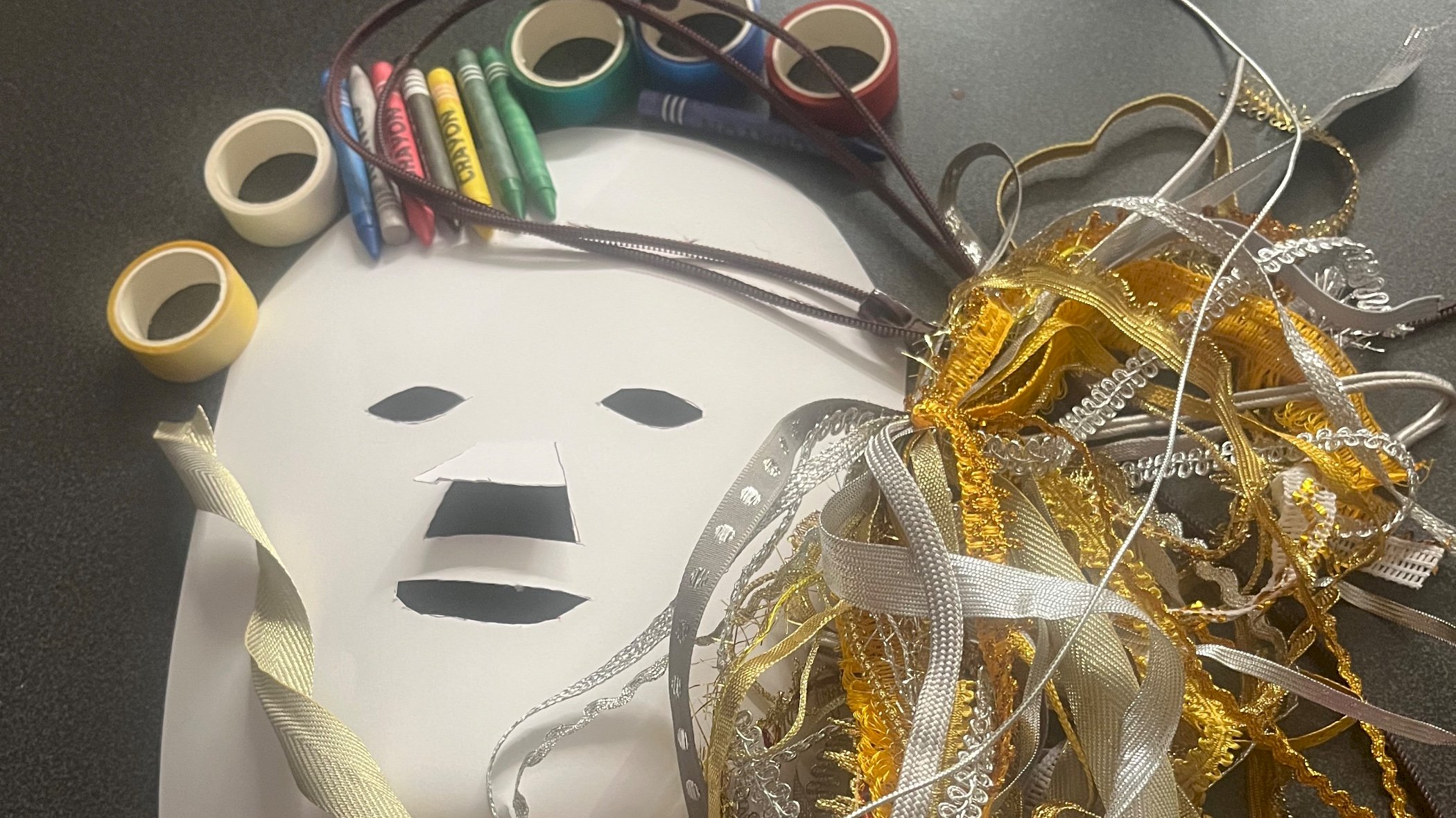 Lag din egen maske til halloween
