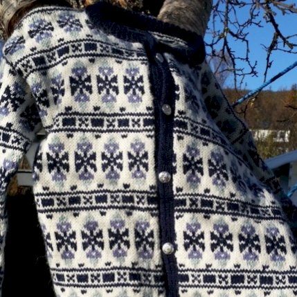 Kurs i montering av strikka kofte/genser