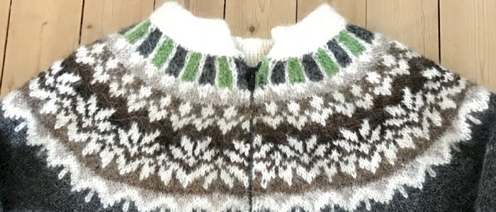 Broderi-/strikkering