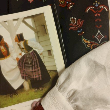 Sy din egen bunad eller festdrakt  - Kurs B