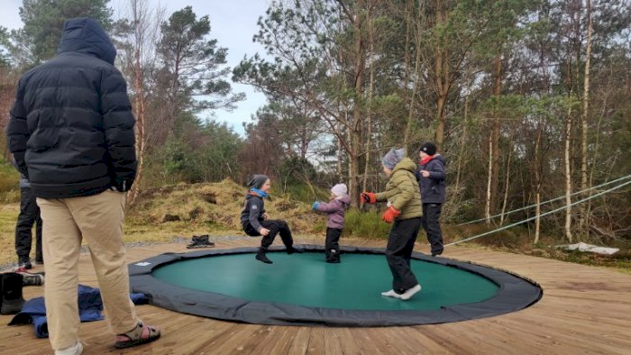 JuleJunior 4 år - 5. klasse med følgje på Brandøy